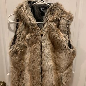 Faux Fur coat with Zipper